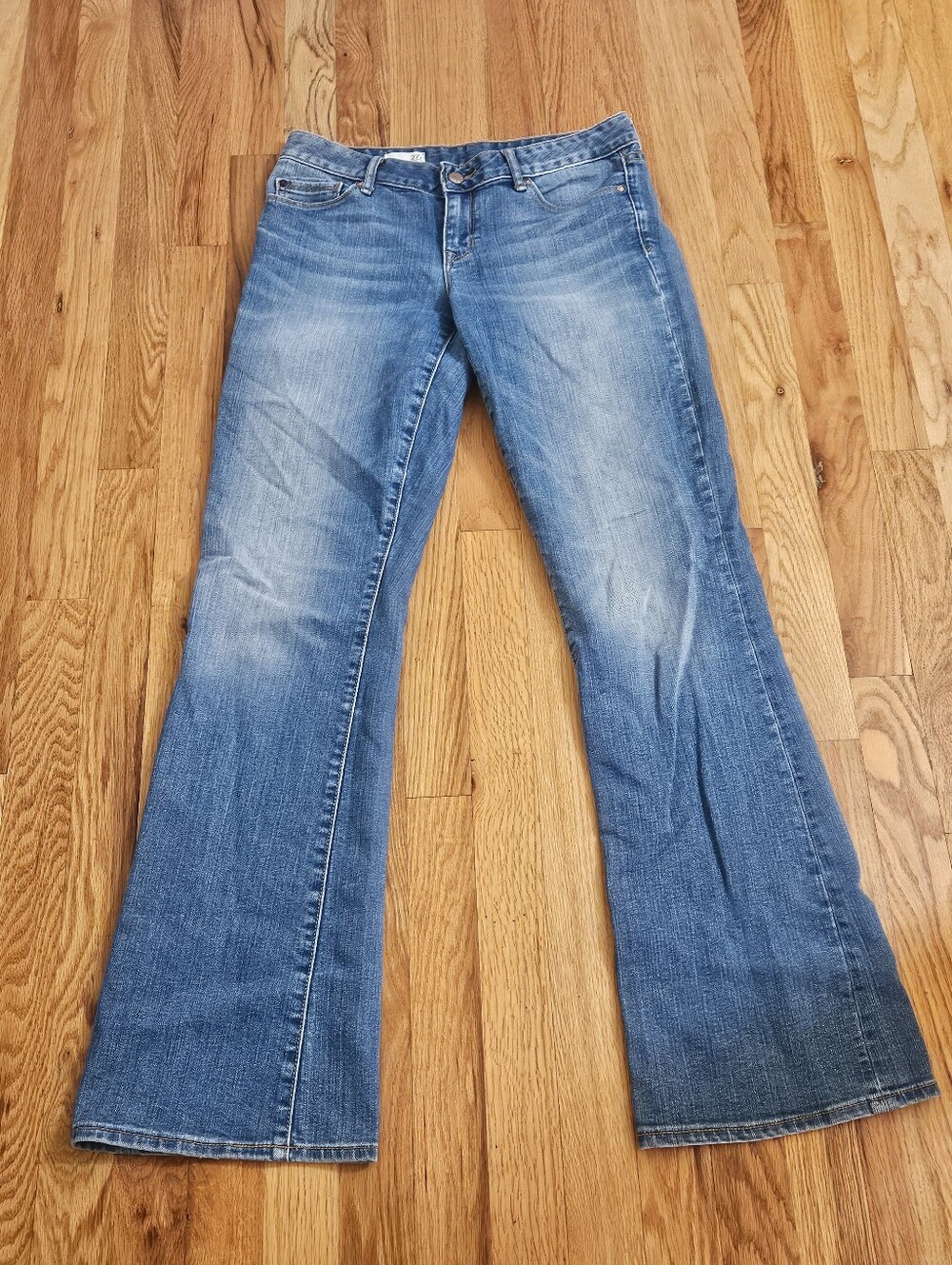 Gap 1969 Perfect Boot Cut EUC Size 27R